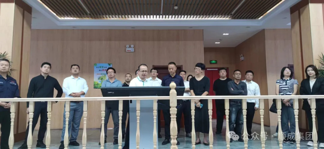 云南省曲靖市当局副市长吴静一行到PP电子游戏集团参观调查